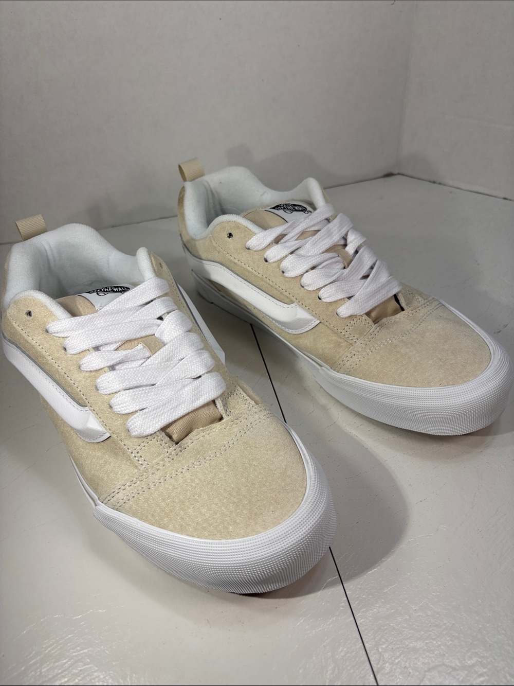 NWT Vans KNU Skool Skateboard Shoes Pig Suede in Oatmeal Tone Men’s 10 - Picture 3 of 10